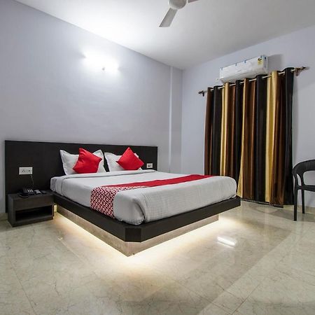 Oyo 26974 Hotel S G International Patna  Buitenkant foto