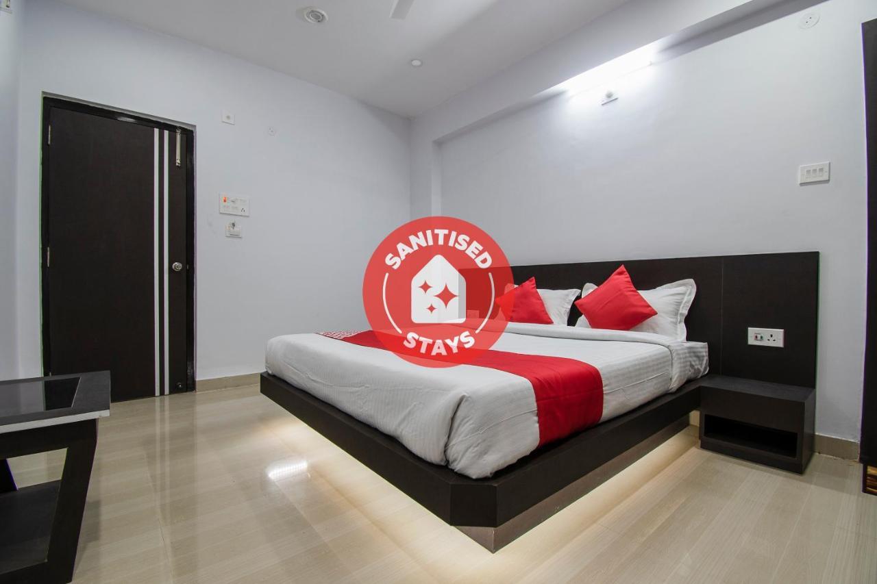 Oyo 26974 Hotel S G International Patna  Buitenkant foto