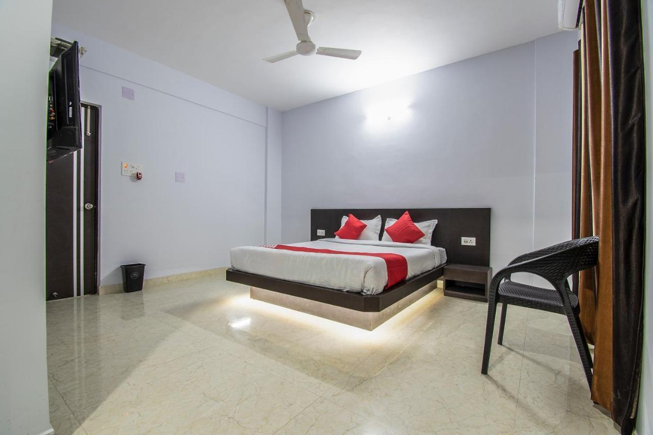 Oyo 26974 Hotel S G International Patna  Buitenkant foto