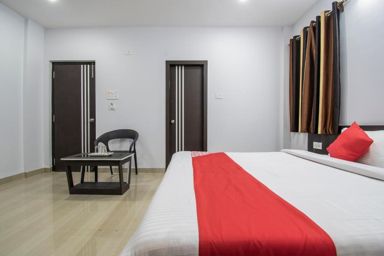 Oyo 26974 Hotel S G International Patna  Buitenkant foto